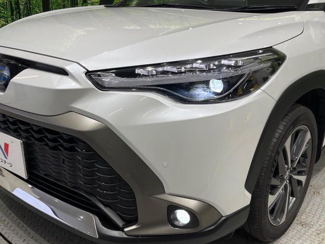 【シーケンシャルターンランプ付きLEDヘッドライト】人気の『流れるウィンカー』付きのLEDヘッドライトを装備♪高級感はもちろん、点灯時は存在感たっぷりで他車からも認識されやすく安心です。