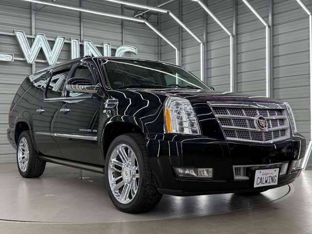 キャデラック エスカレード プラチナム AWD 4WD 2012年 3.3万