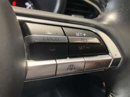操作しやすい運転席回りです