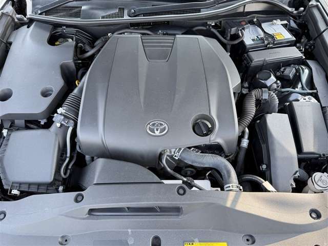 主な装備は、カーナビ、パノラミックビューモニター、エンジンスターター、ワンオーナー車、寒冷地仕様となっております。