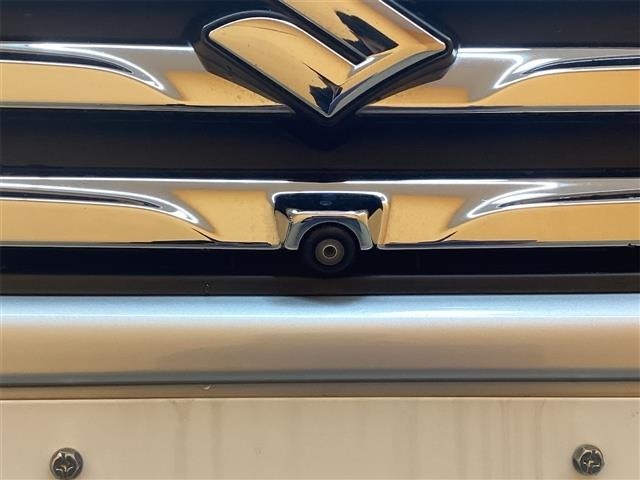 ■□■□■ アフターサービスもお任せ下さい！！ 自社整備工場を完備しております！！ 国土交通省指定整備工場なので車検も最短45分で終わります♪ ■□■□■