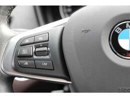 追従ACC！アクティブクルーズコントロールを装備しております。前車追従型のクルーズコントロールです。前車が停止すれば自車も停止し発進までも自動で行います。先進の安全機能が装備されております。