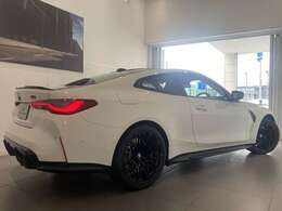 お問合せ、御来店の際は『BPS(BMW中古車)担当者を・・・』とおっしゃって頂ければお取次ぎがスムーズです。(BMW新車・メカニック併設店の為）。◆0066-97711-772396