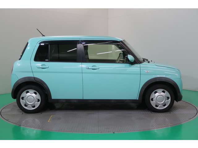 当社はスズキ株式会社100％出資の直営代理店（正規スズキディーラー）です。当社のモットーは、「誠実」、「親身」、「真剣」で、お客様の豊かなカーライフを実現するためのお手伝いをさせていただきます。