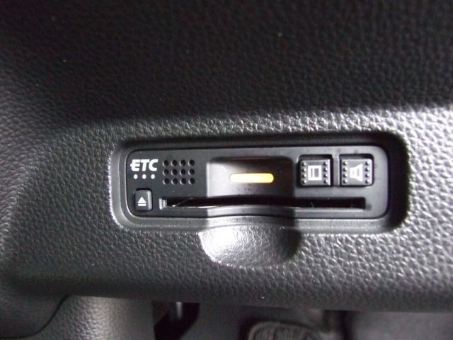 ETC：高速道路も割引になるETC付き！納車時にはセットアップしてお渡ししますのですぐにお使い頂けます。