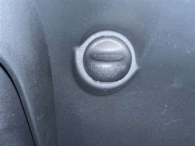 シガーソケット用の充電器が使用可能です！