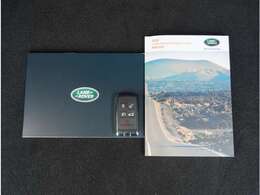 【書類一式揃い】基本的な操作はもちろん、困った時に役に立つ取扱説明書、整備履歴が確認できるメンテナンスノ-ト。書類が揃っていると安心できますよね。