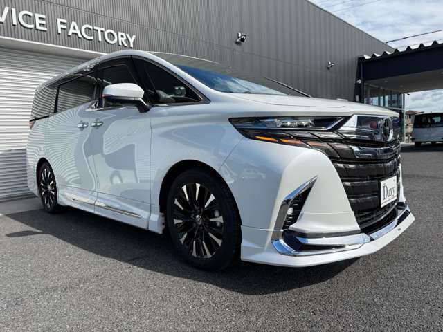 モデリスタエアロ　グリルカバー　リヤエンターテイメント　14型ディスプレイオーディオ　ムーンルーフ　パノラミックビュー　デジタルミラー　ヘッドアップディスプレイ　ブラインドスポット　純正19AW　黒革シート