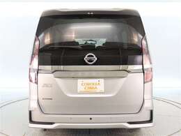 走りにこだわりながら収納力も持ち合わせたお車です。荷物を載せて軽快なドライブを楽しめますよ♪