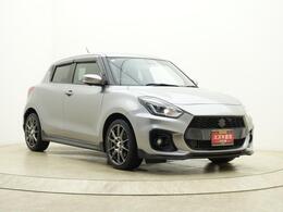 小さな車でも、しっかり未来が・・・？とっても広々してますよ！ぜひ、一度運転席に座ってみてください！世界が変わる・・・かも？