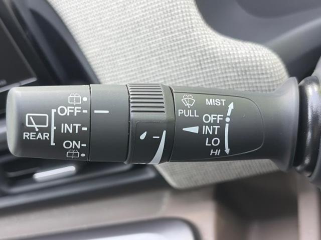 国産車から輸入車まで多様なお客様のニーズのお応えできるように、全国規模で豊富な在庫展開！車のことならWECARSへ！