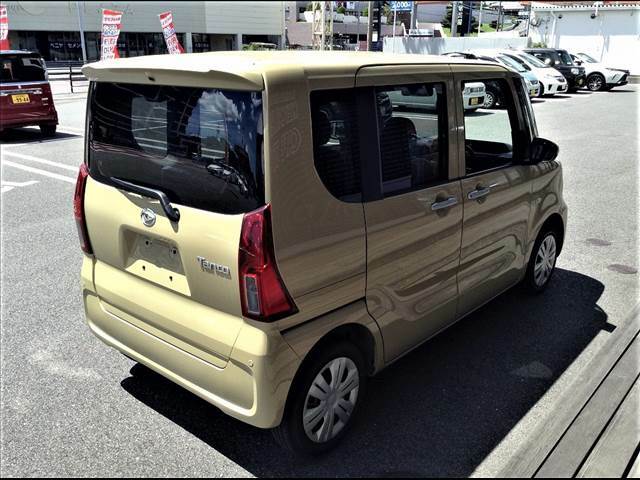 【届出済未使用車の得する価格】大量仕入れにより車両価格が割安な上重量税は払い込み済みで、登録月によっては取得税もかかりません。