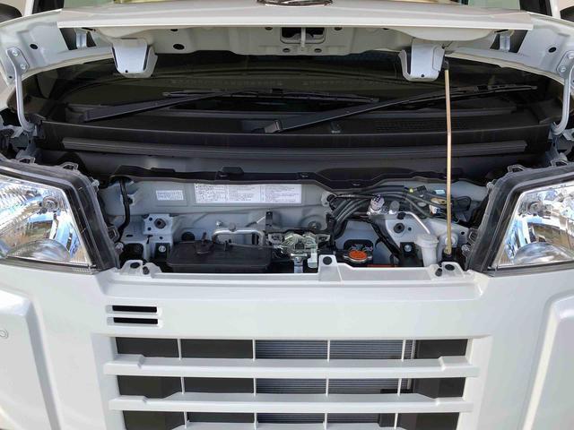 エンジンルームリフレッシュ済！弊社のサービスマンがしっかり点検整備致します。納車時には点検記録簿もご確認頂けます。