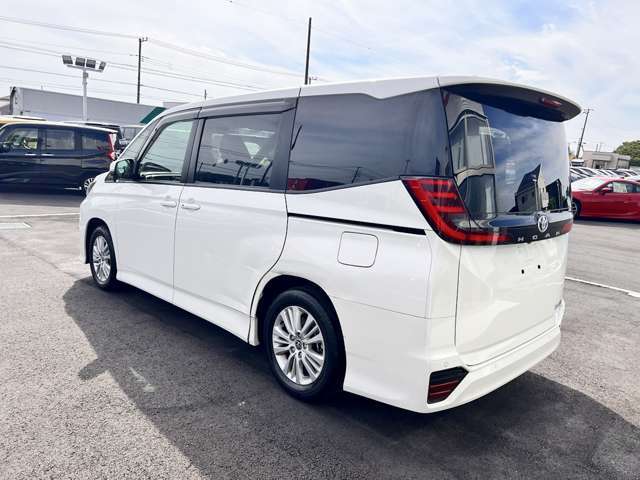 ☆チャンスの魅力7☆　待望の！自由返済型ローンを低金利でご利用頂けます！「今の車の支払いが残り一年ある..」　「今は仕事が順調だけど..」そのような方も心配いりません！ご返済金額を調整、変更できます！