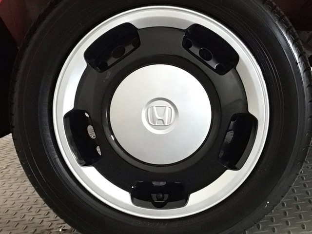 【ホイール】外観にマッチしたかわいいホイールになっています♪