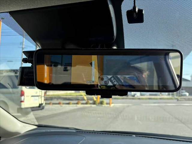 全車鑑定書付き！気になる傷、匂い、状態などありのままのコンディションを正直に公開させて頂きます★査定資格を保持したスタッフが各支社に常駐★