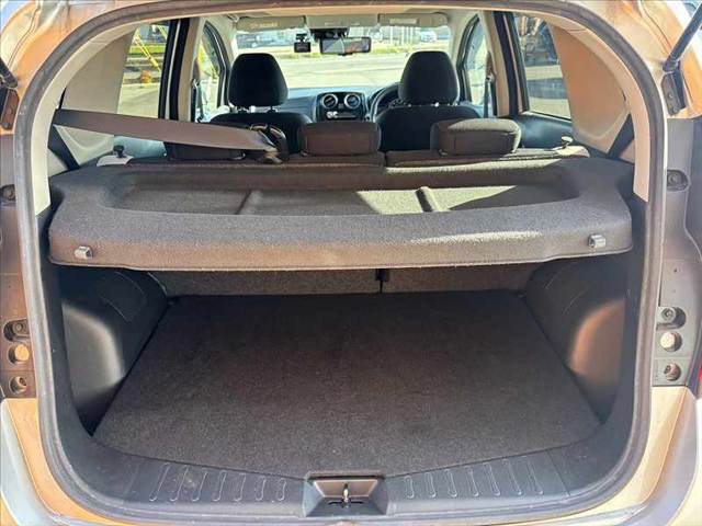 店頭ではBUDDICA PHOENIX（バディカフェニックス）のグッズ、キッズコーナーも完備、選べるフリードリンクを準備してお待ちしております♪無料査定いつでも実施中★予約いただくとスムーズです★