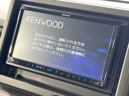 【ナビゲーション】目的地までしっかり案内してくれる使いやすいナビ。Bluetooth接続すればお持ちのスマホやMP3プレイヤーの音楽を再生可能！毎日の運転がさらに楽しくなります！！