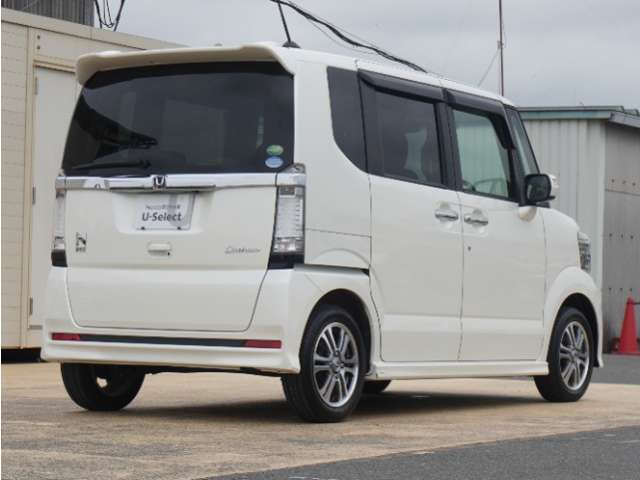 車両本体価格以外に必要な諸費用を含めたお支払い総額で検討して下さい！車両価格は安いけど諸費用が高い！なんてことにならないように当店は購入に必要な金額＝総額を表示しております！