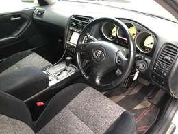 越智モータースはアットホームなお店です。従業員一同心を込めて、お客様一人ひとりのニーズに合わせた車選びのお手伝いをさせて頂きます！何でもお気軽にご相談下さい。皆様のご来店を心よりお待ちしております！