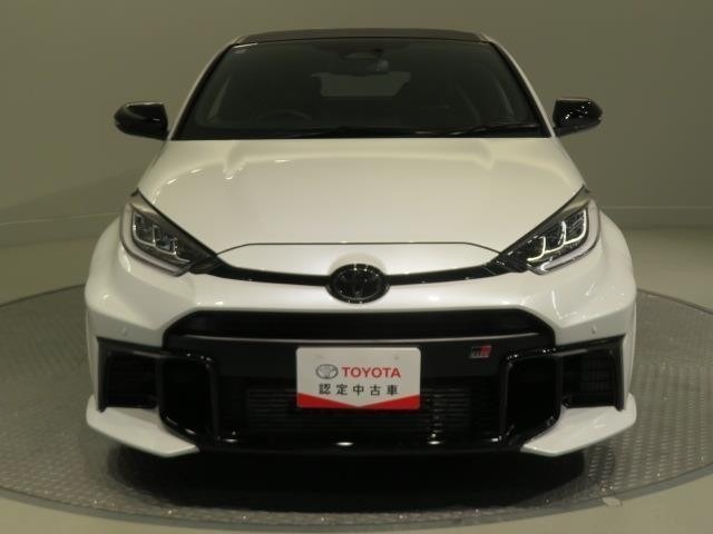 「フロントマスク」です。車の印象を決めるのは【顔】。この車の顔つきは、きっとあなたにピッタリ！？