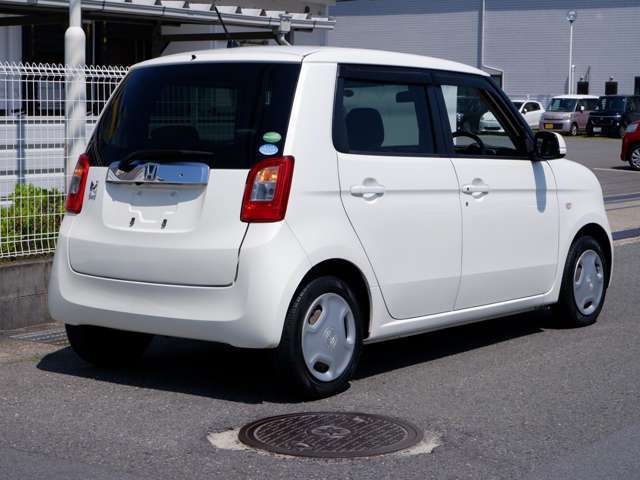 Bluetoothオーディオやドラレコ＆ETCまで付いたお買い得車が入庫しました。