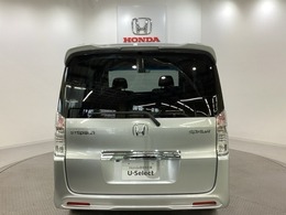 Honda認定中古車 U-Selectは3つの安心をお約束します。　1　Hondaのプロが整備した安心。 2　第三者機関がチェックした安心。　3　購入後もHondaが保証する安心。