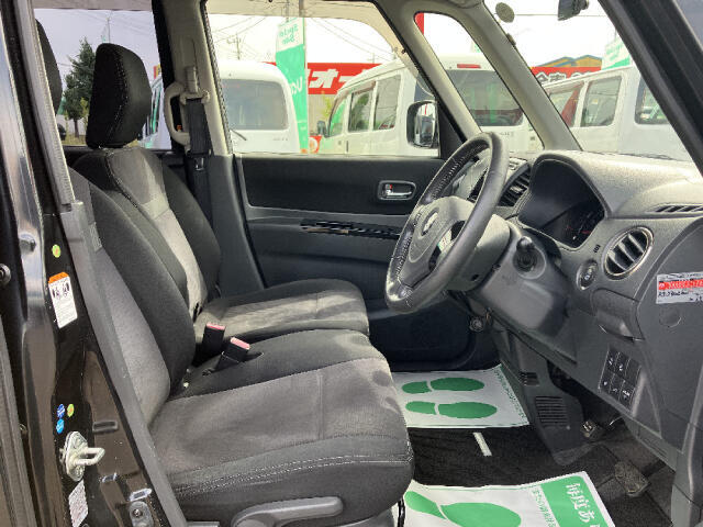 支払い総額には法定12ヶ月点検費用が含まれています。当社の自社工場で車検から一般整備まで全て可能です。安心のカーライフをお約束します。