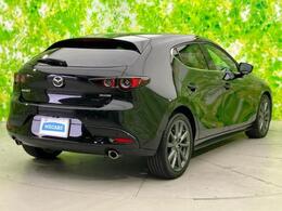 全国に店舗を展開しているのでどこでもお取り寄せが可能です！この車が気になるけど遠方だから・・・と諦める必要はありません！※別途陸送費が必要です。