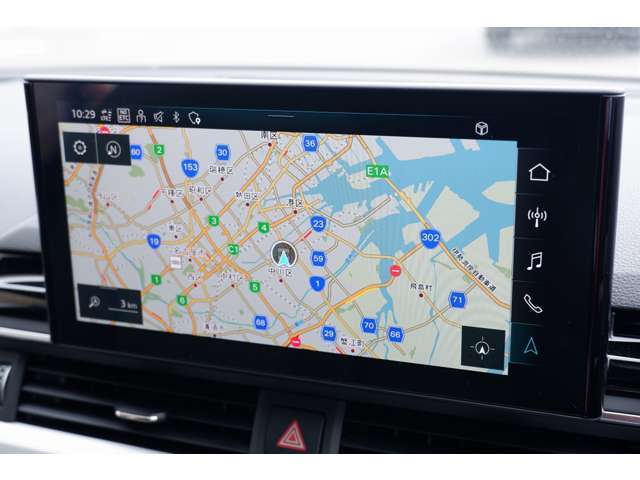 ナビゲーションは地図データを最新バージョンに無償でアップデートしてお渡しいたします。（一部対象外の車両があります。詳細はスタッフまで問い合わせ下さい。）