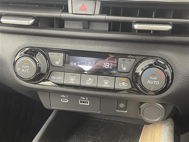 【運転席操作部】快適なドライブを楽しむための機能が装備されています！運転席から触れるので、使いやすいです！除菌プランいれていただくと、さらに清潔で安心していただけます！