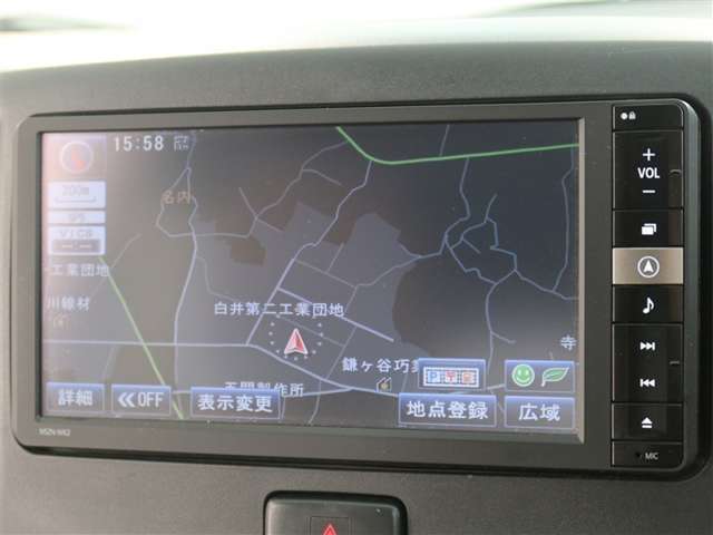 ナビゲーション付き。タッチパネル式で使いやすく、お出かけもラクラクです。