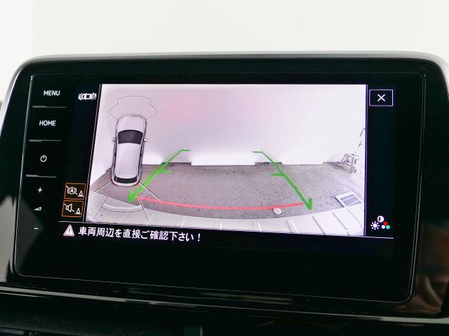 リアビューカメラで車庫入れも安心です。