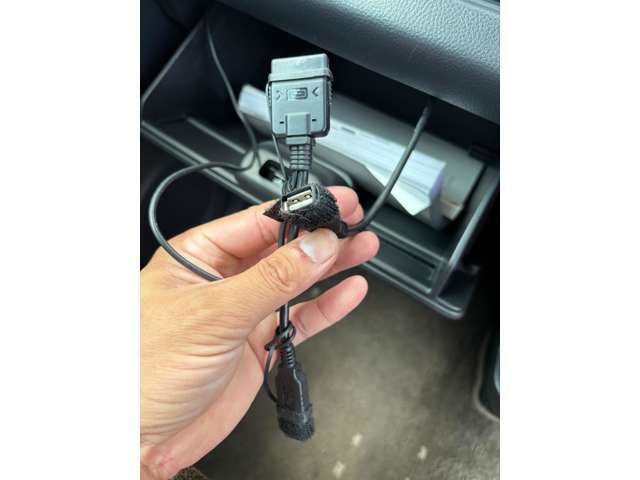USB入力付きなので外部機器を接続できます！！