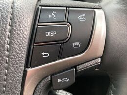 【プリクラッシュセーフティ】前方の車両等を検知し、衝突しそうな時は警報で注意を促し、ブレーキを踏む力をサポート。ブレーキを踏めなかった場合は衝突被害軽減ブレーキが作動、衝突回避をサポートします。