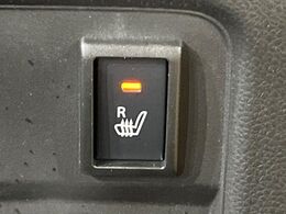 【シートヒーター】寒い日に重宝するシートヒーター！エアコンより早く温まってくれるので寒がりの人も安心ですね♪エアコンの温風は乾燥するから苦手、という方にもをおすすめです。