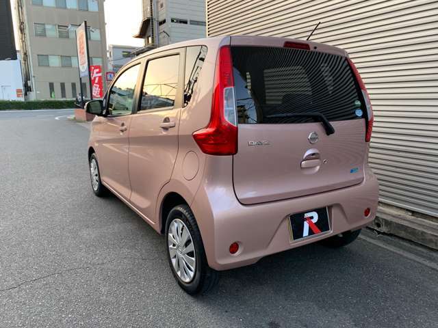 ヒップラインが魅力ですね