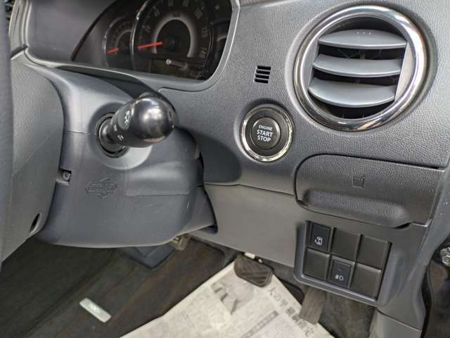 ☆当社は車両の仕上げに力を入れており、内装外装共に綺麗な状態になるよう清掃等行っています！現車を確認して頂けたらきっと気にって頂けると思います！ご来店お待ちしております☆