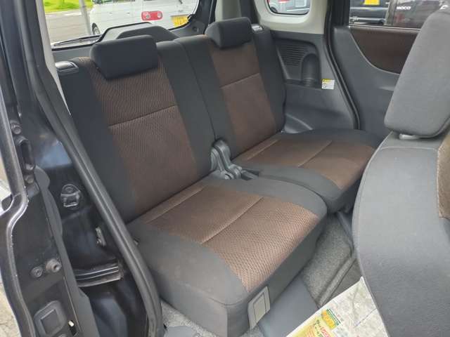 ☆当社は車両の仕上げに力を入れており、内装外装共に綺麗な状態になるよう清掃等行っています！現車を確認して頂けたらきっと気にって頂けると思います！ご来店お待ちしております☆