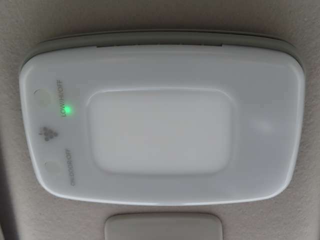 プラズマクラスター付きLEDランプが車内空気を清潔に保ちます！★