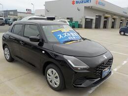 常時展示在庫50台程度、弊社展示場にて好評展示中、遠方にお住まいでご来店が困難な方は、認定中古車で車両の状態確認ができます。