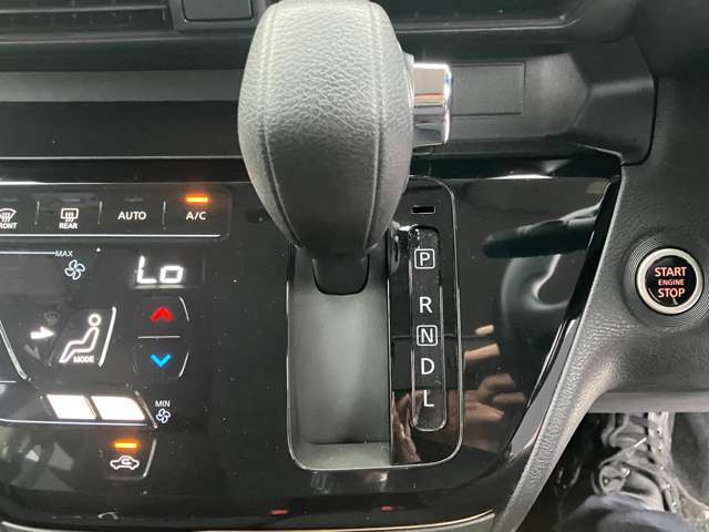 ハンドルからシフトが近いので操作しやすいですよ