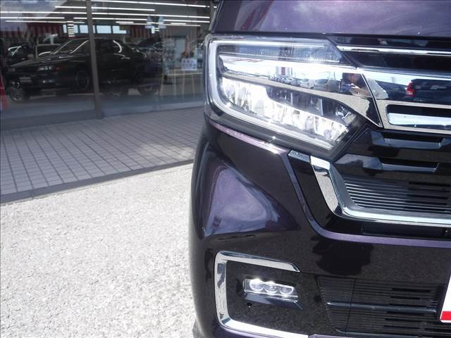 純正ディスプレイオーディオ☆Bluetooth☆Bモニター☆USB電源☆前席シートヒーター☆左側パワスラ☆LEDヘッドライト☆LEDフォグ☆リアパーキングセンサー☆ホンダセンシング☆ACC☆禁煙車☆