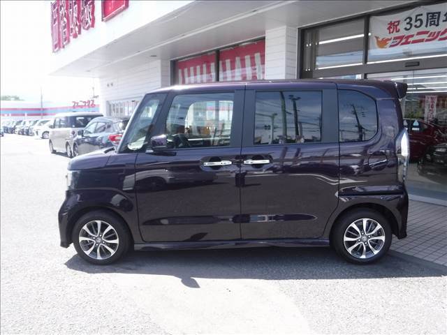 純正ディスプレイオーディオ☆Bluetooth☆Bモニター☆USB電源☆前席シートヒーター☆左側パワスラ☆LEDヘッドライト☆LEDフォグ☆リアパーキングセンサー☆ホンダセンシング☆ACC☆禁煙車☆