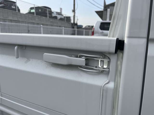 ☆ご購入後も安心してお乗りいただけるよう、各店舗に整備工場を併設しております。お車のことで心配事や気になることがあればお気軽にお問い合わせください☆