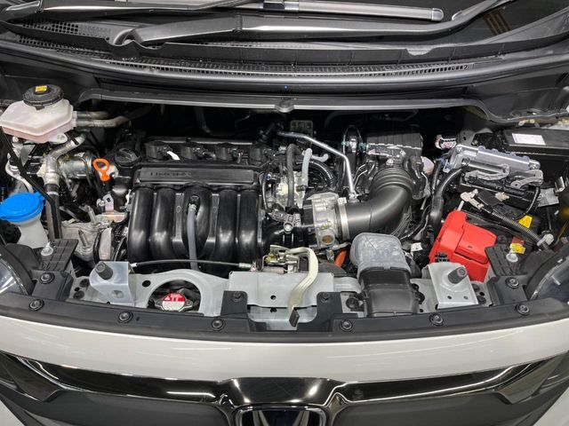 親切・丁寧な専門メカニックスタッフが応対！・車検・点検整備・事故等の修理などアフターサービスも安心。お車のカスタマイズもネクステージのサービススタッフまでご相談ください！