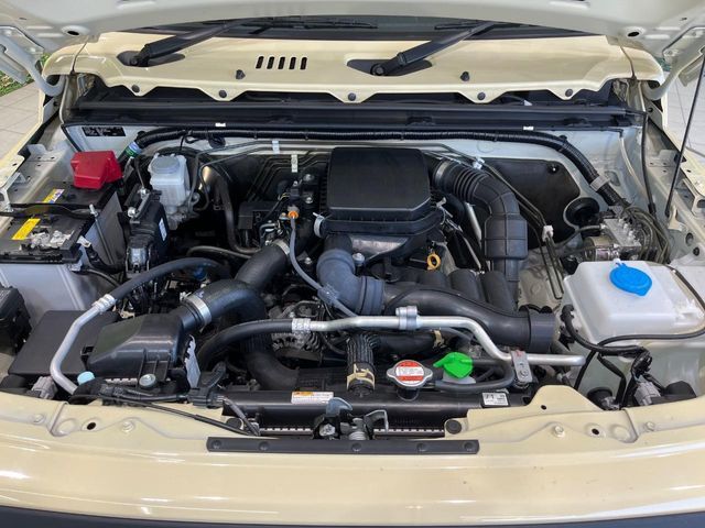 親切・丁寧な専門メカニックスタッフが応対！・車検・点検整備・事故等の修理などアフターサービスも安心。お車のカスタマイズもネクステージのサービススタッフまでご相談ください！