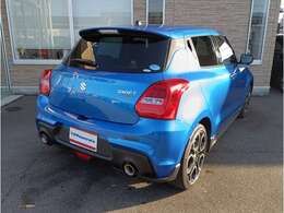 6速マニュアル☆全方位カメラ☆SDナビ☆フルセグ☆BT☆DVD再☆ドラレコ☆ETC☆LEDライト☆クルコン☆スマートキー×2☆プッシュスタート☆PIVOTブースト計☆ターボ☆スズキセーフティサポート☆