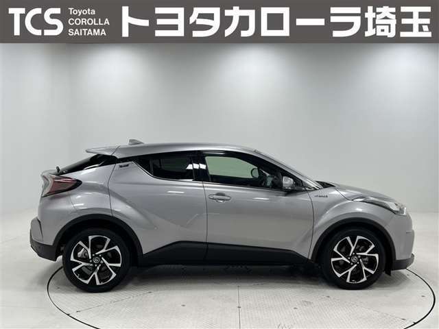 LEDヘッドライトとオートマチックハイビームで、夜間走行時の安心感が違います！
