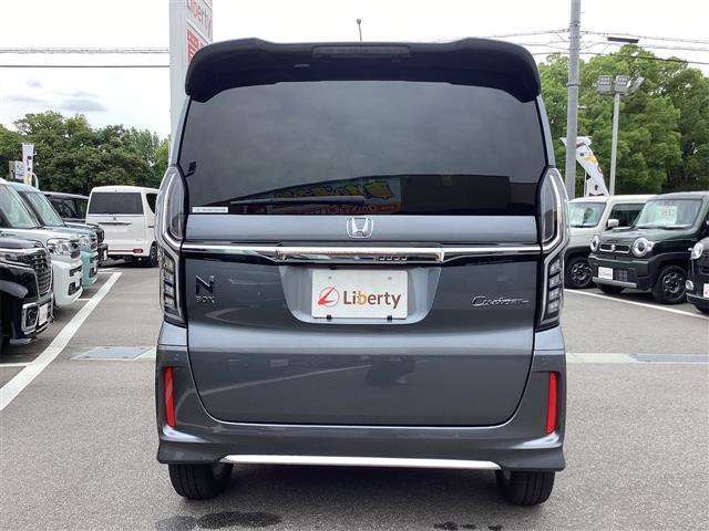■□■□■ アフターサービスも安心！！ 自社整備工場・自社鈑金工場・積載車を完備しておりますので、お客様のご購入後も手厚くサポートいたします！！ ■□■□■